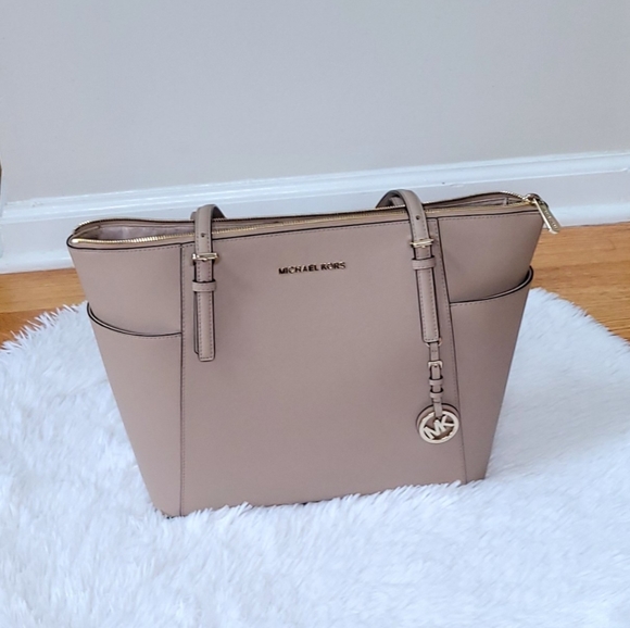 Michael Kors Purse - Picture 2 of 10